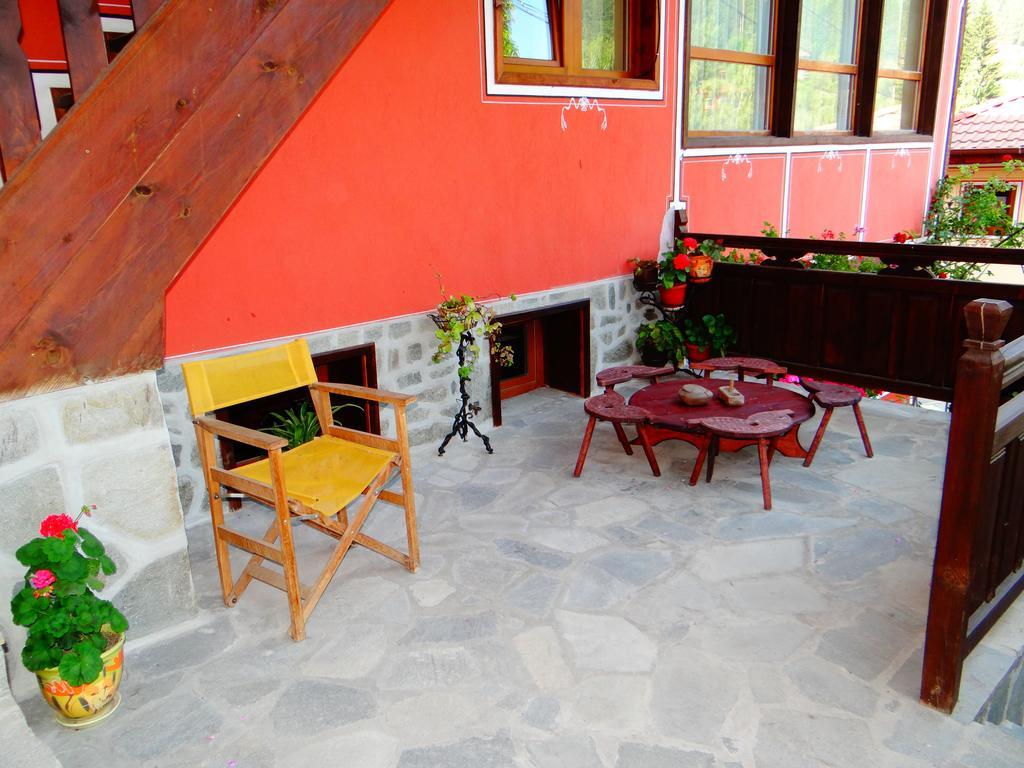קופריבשטיצה Denis Guest House מראה חיצוני תמונה