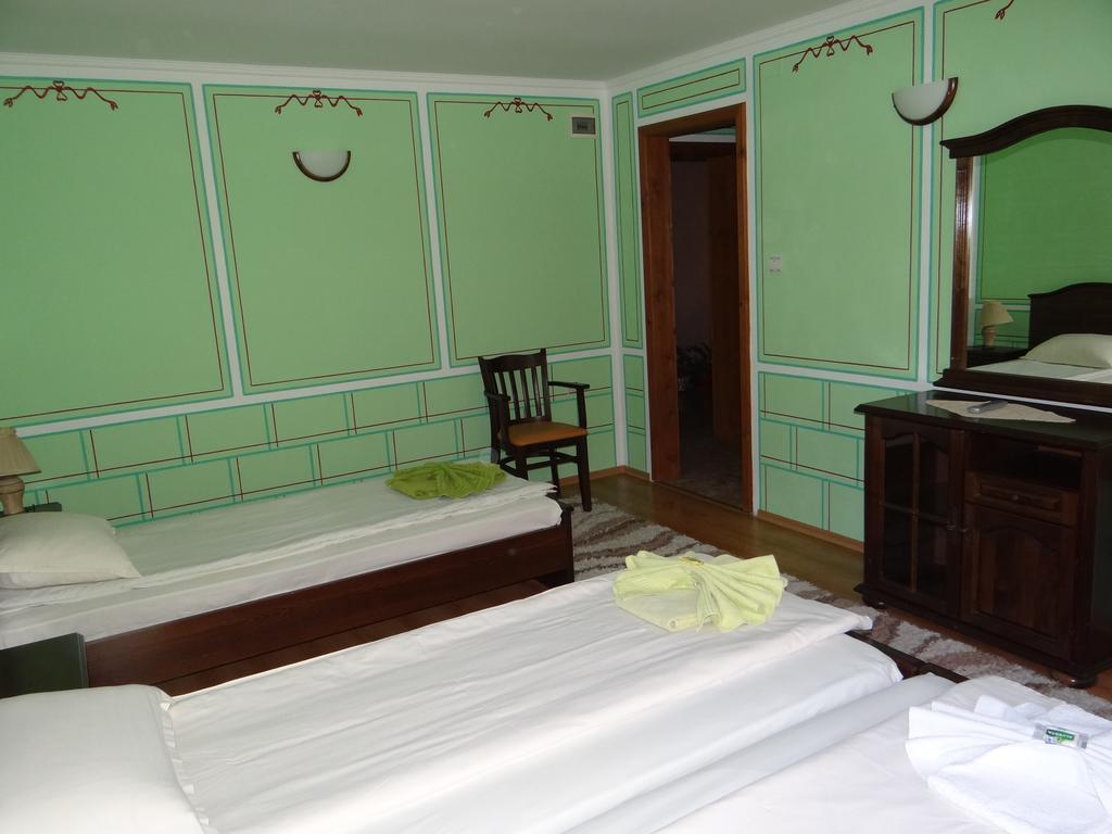 קופריבשטיצה Denis Guest House חדר תמונה