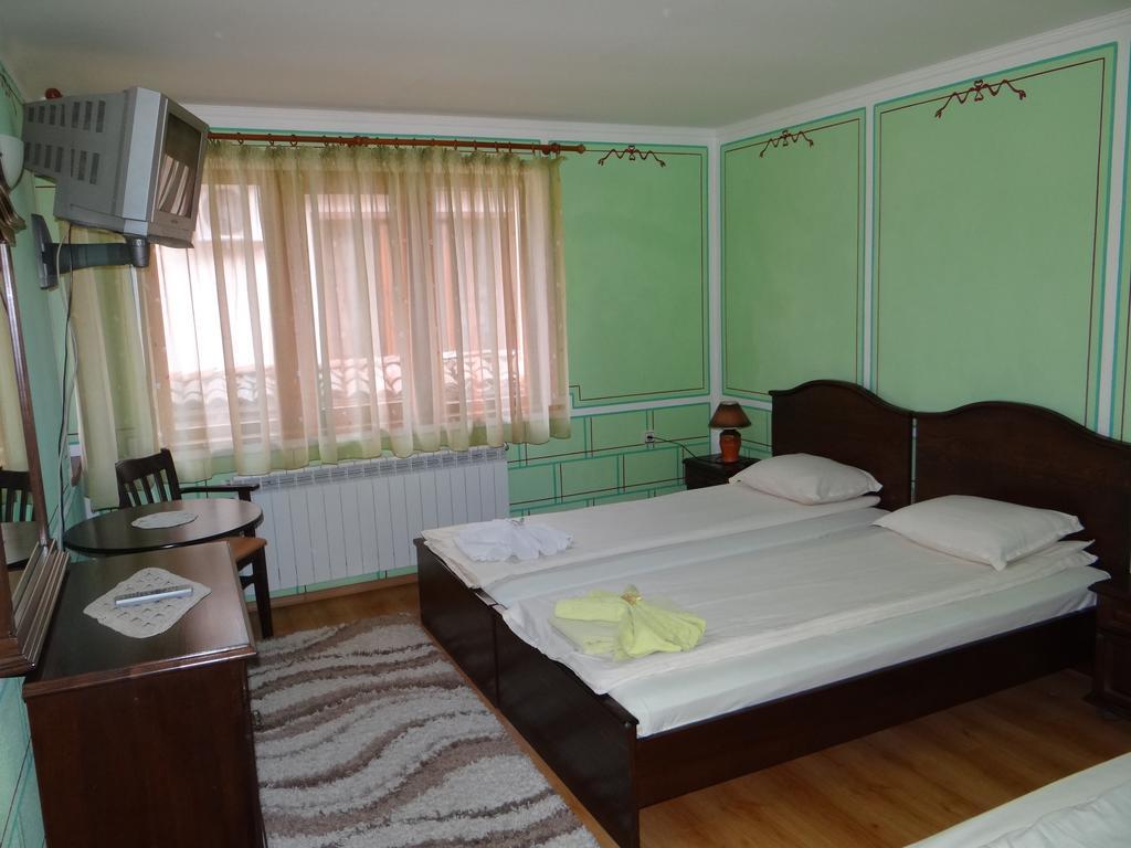 קופריבשטיצה Denis Guest House חדר תמונה