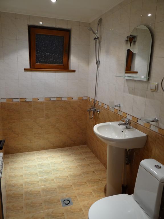 קופריבשטיצה Denis Guest House חדר תמונה