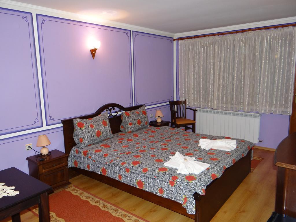 קופריבשטיצה Denis Guest House מראה חיצוני תמונה