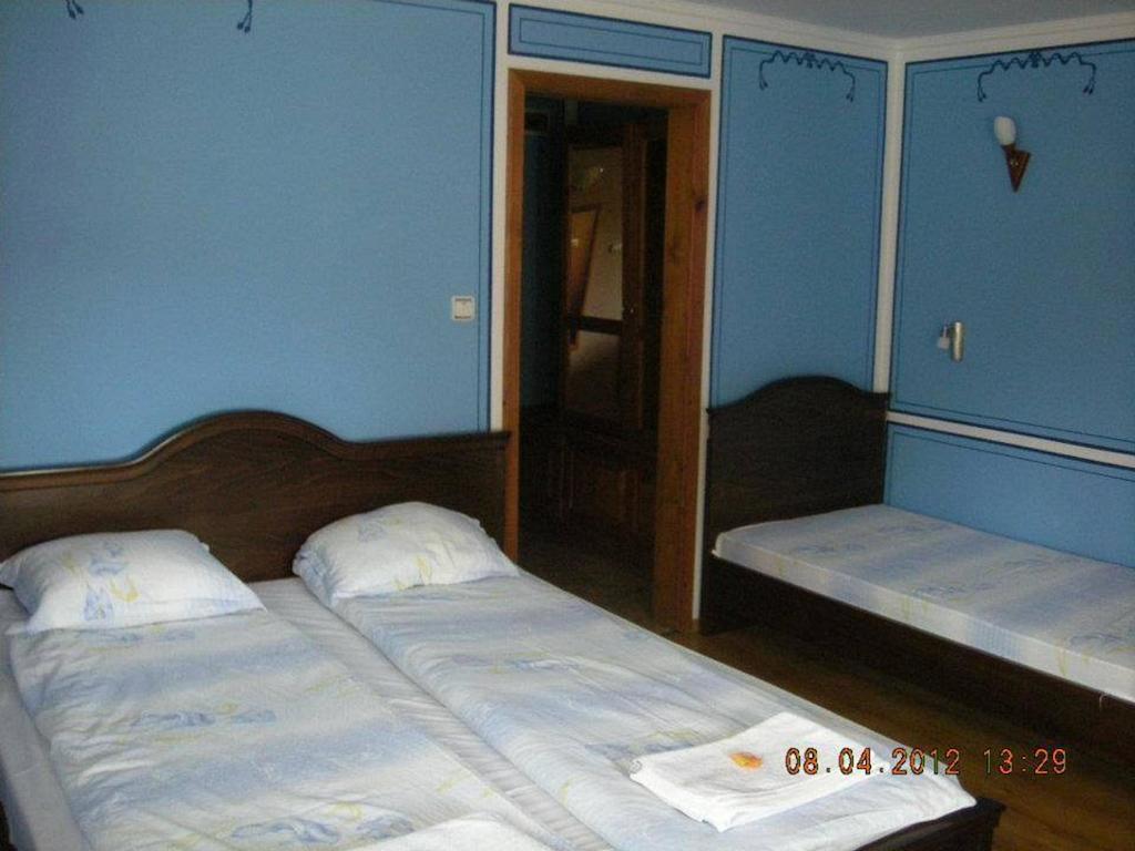 קופריבשטיצה Denis Guest House חדר תמונה